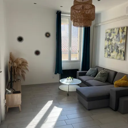 Grand T2 Climatise A 5 Min De La Gare St-Charles - Vieux Port Appartement Marseilles Buitenkant foto