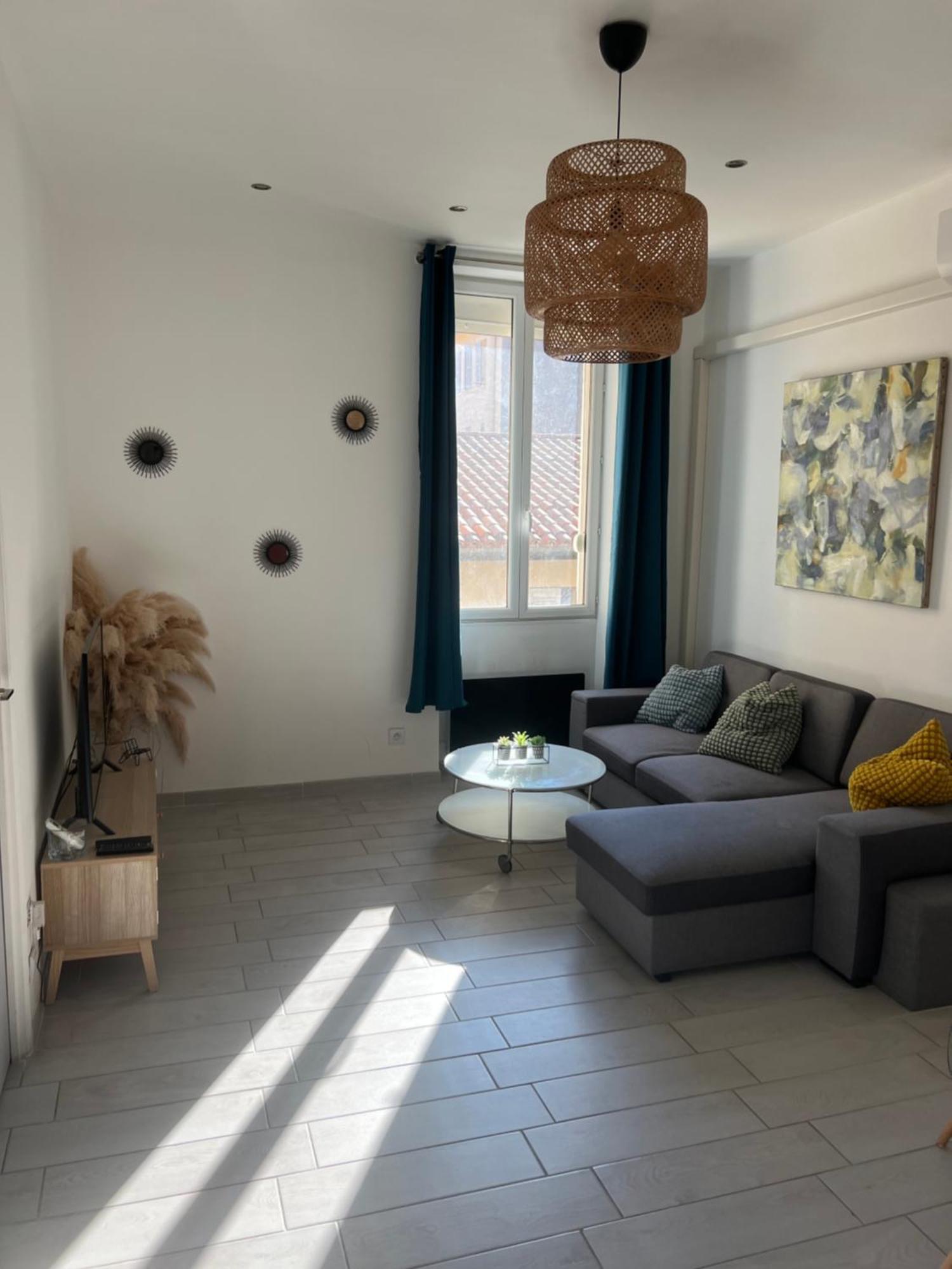 Grand T2 Climatise A 5 Min De La Gare St-charles - Vieux Port *