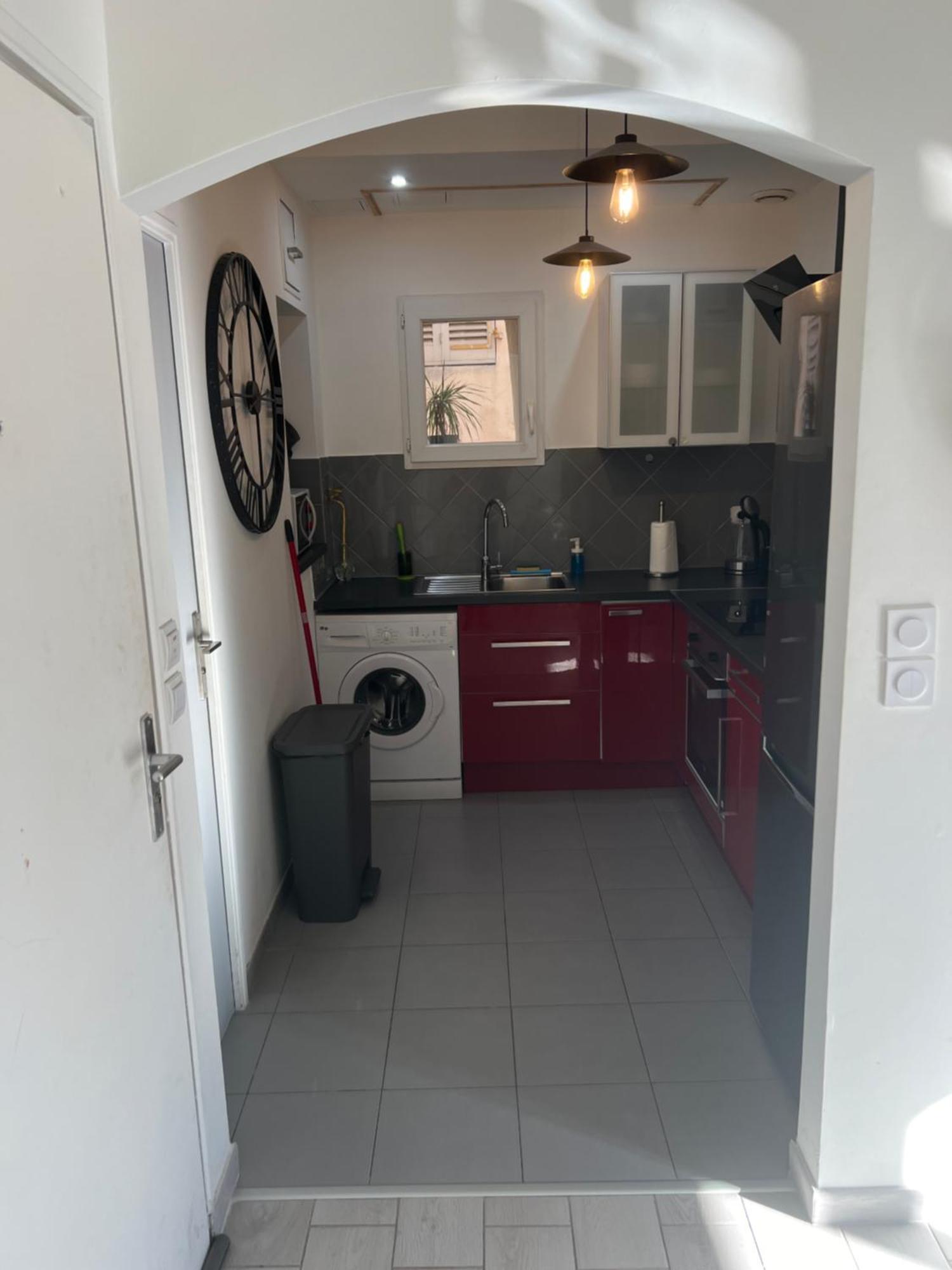 Grand T2 Climatise A 5 Min De La Gare St-charles - Vieux Port * Marseilles